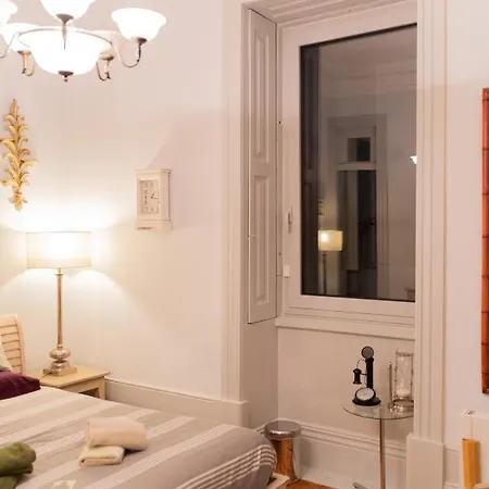 Homestay Maritimo Ii Espinho (Aveiro)