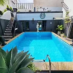 Homestay Maritimo Ii Espinho (Aveiro)