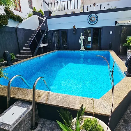 Maritimo Ii Homestay *