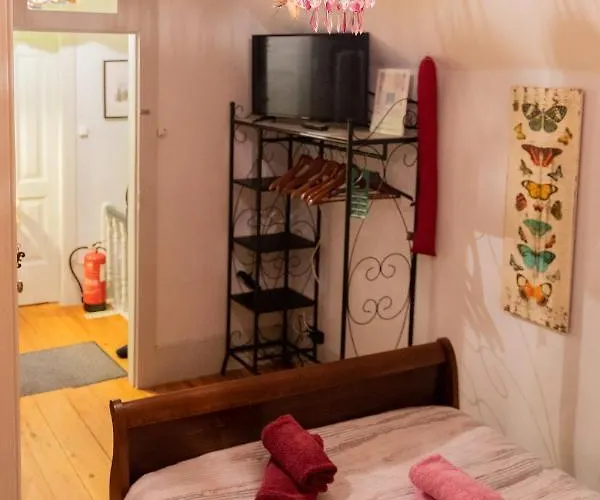 Maritimo Ii Homestay