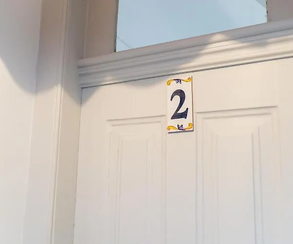 Maritimo Ii Homestay *