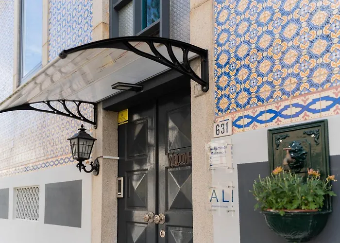 Homestay Maritimo Ii Espinho (Aveiro)